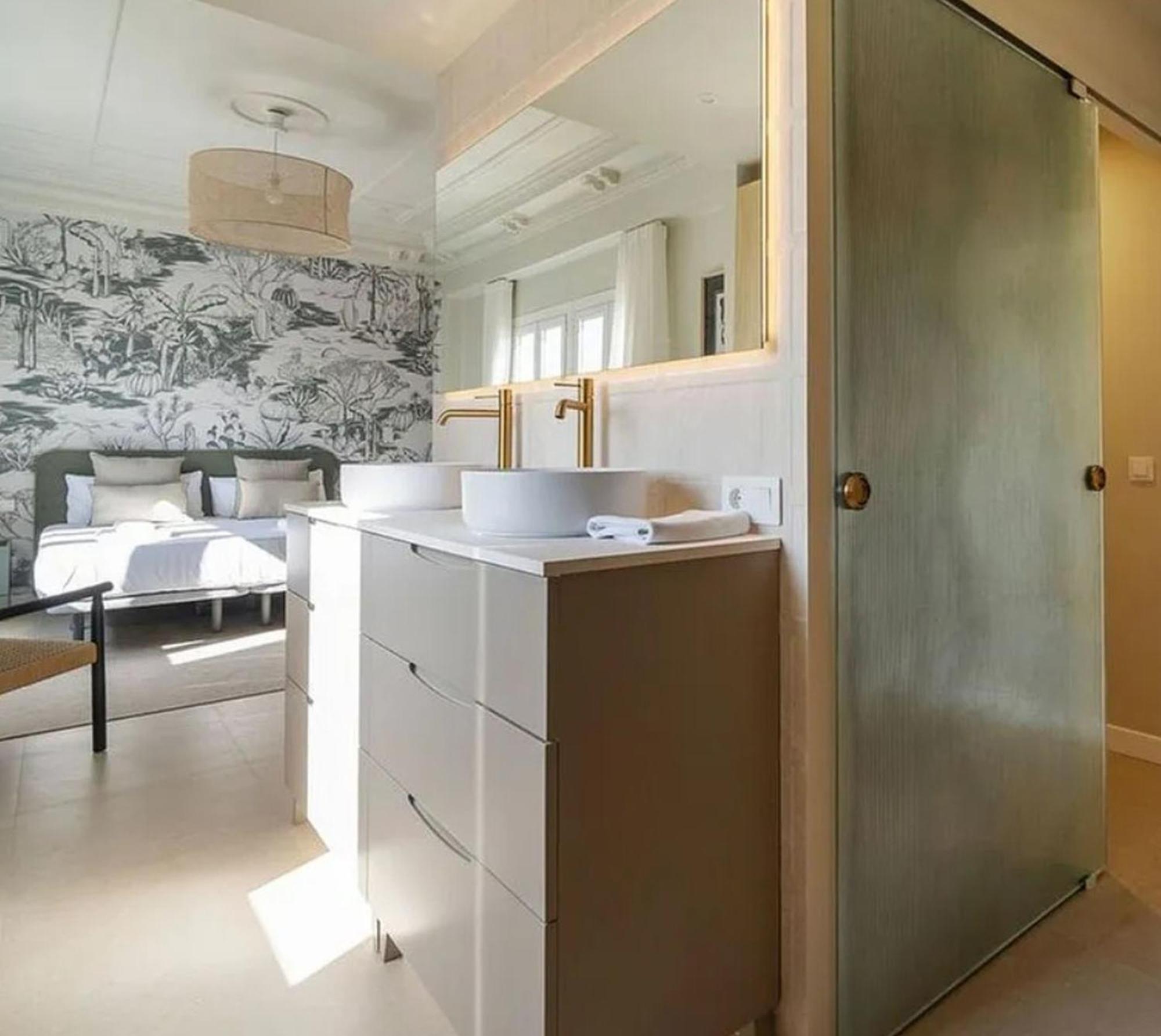 Elegante Con 3 Letti A Apartamento Praga