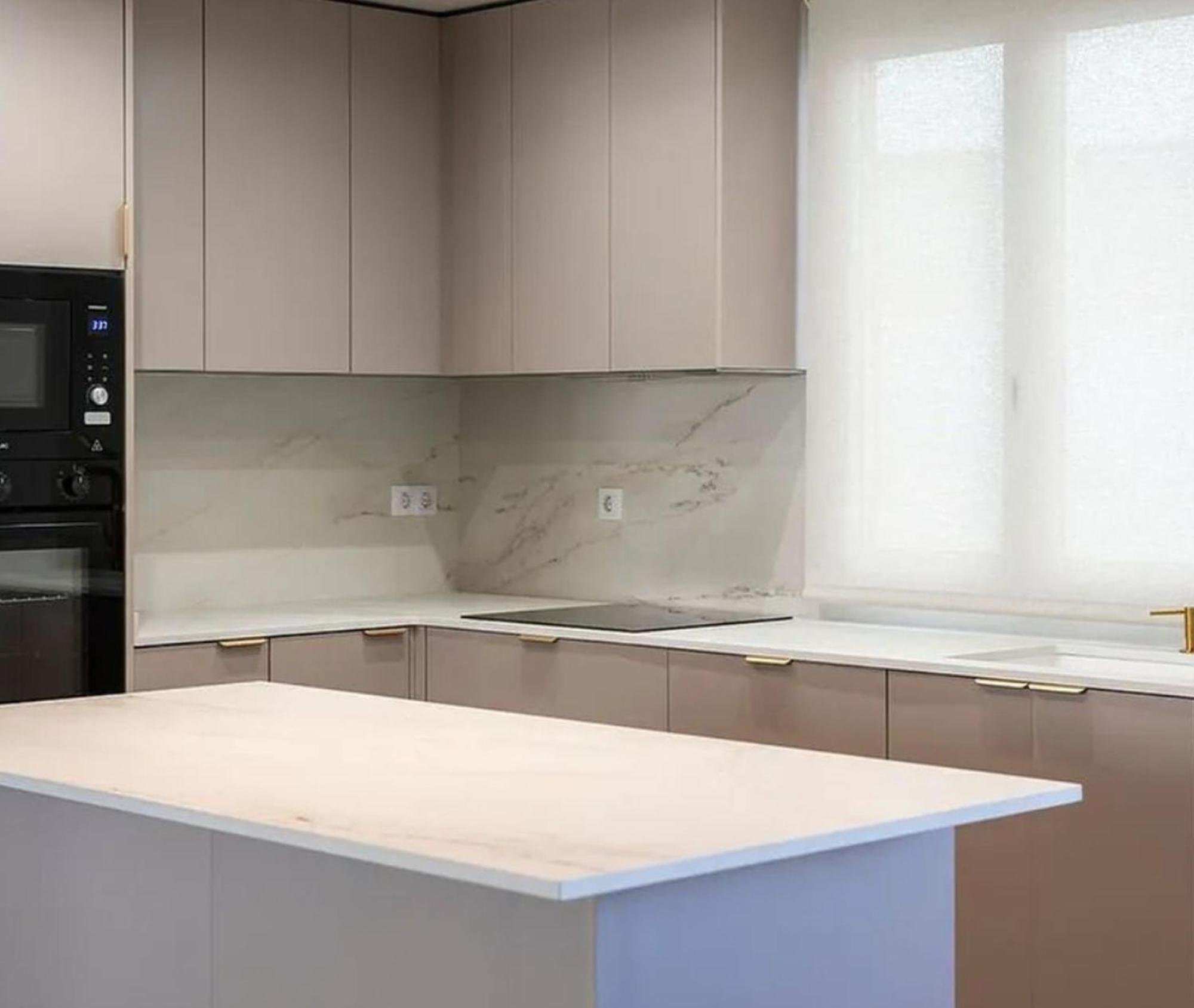Elegante Con 3 Letti A Apartamento